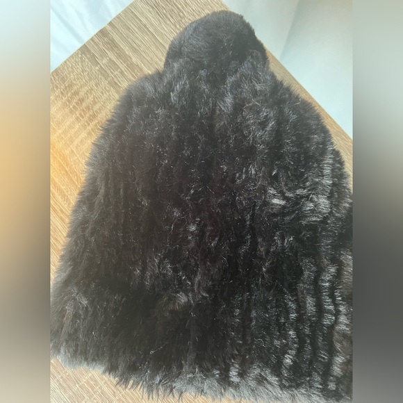 Luxurious Black Faux Fur Hair Wrap - Picture 2 of 3